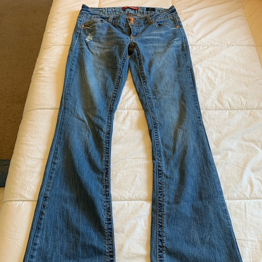 Super flattering boot cut jeans